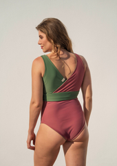 Balance top v2 - blush & sage