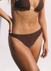 Cheeky bottom - perfect beige & brown