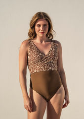 Balance top v2 - floral & coffee