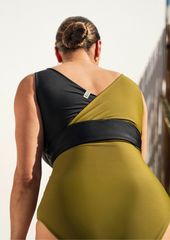 Balance top v2 - deep black & olive green