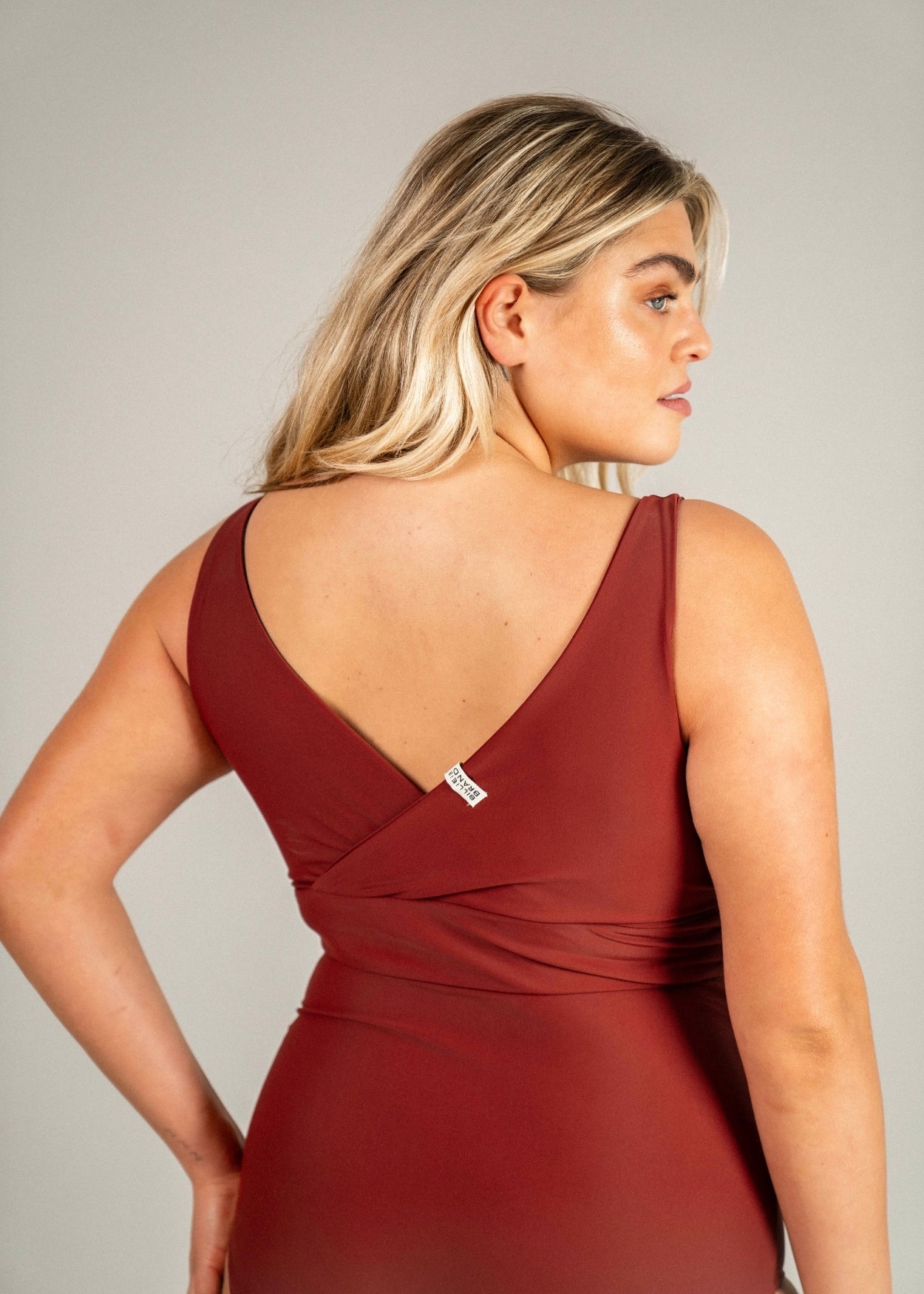 Balance top - deep red & forest