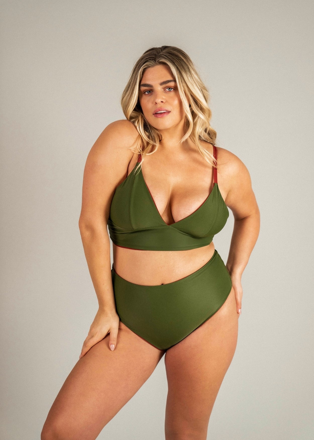 Flow top - deep red & forest