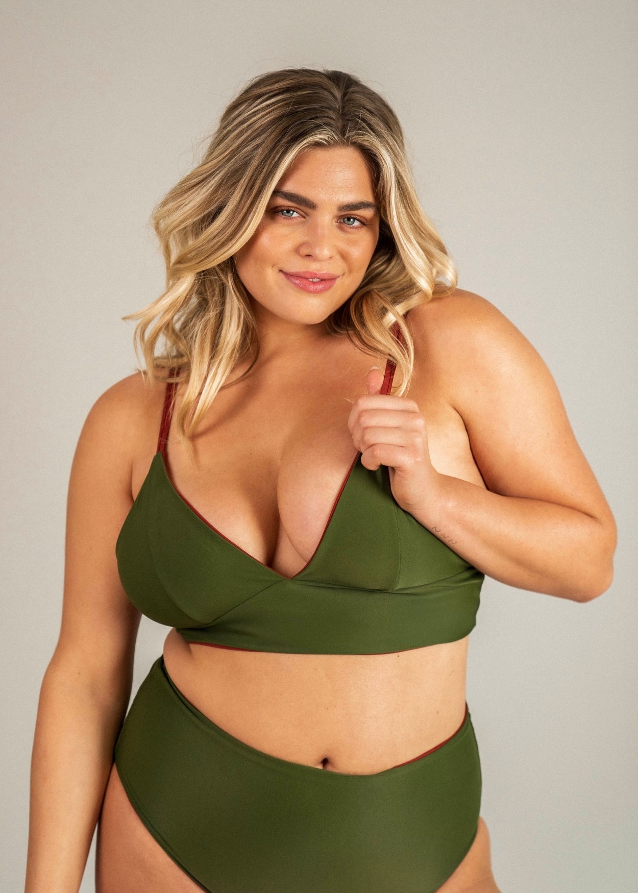 Flow top - deep red & forest